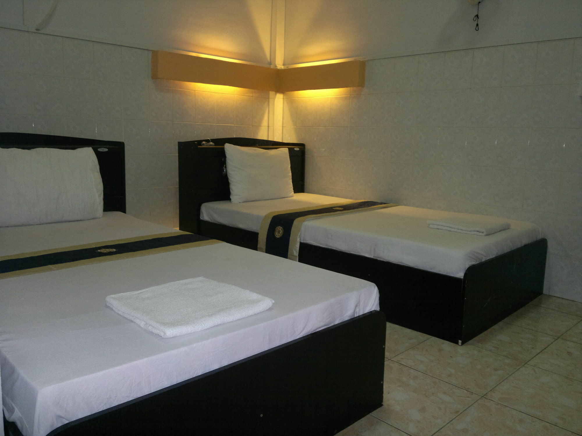 White River II Hostel Phnom Pen Exterior foto