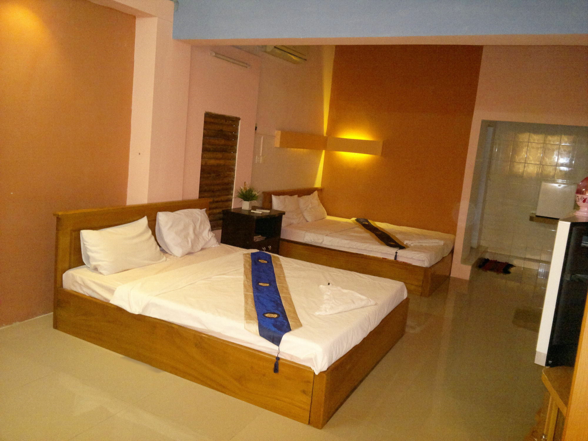 White River II Hostel Phnom Pen Exterior foto